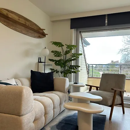 Gezellig Met Privé Parking La Panne