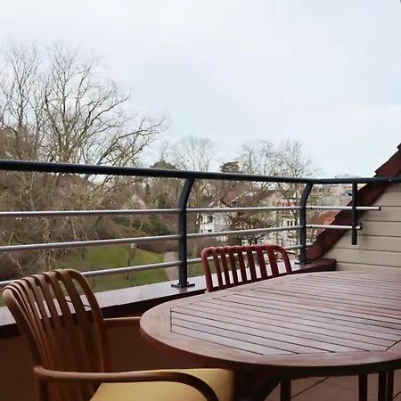 Gezellig Met Privé Parking La Panne